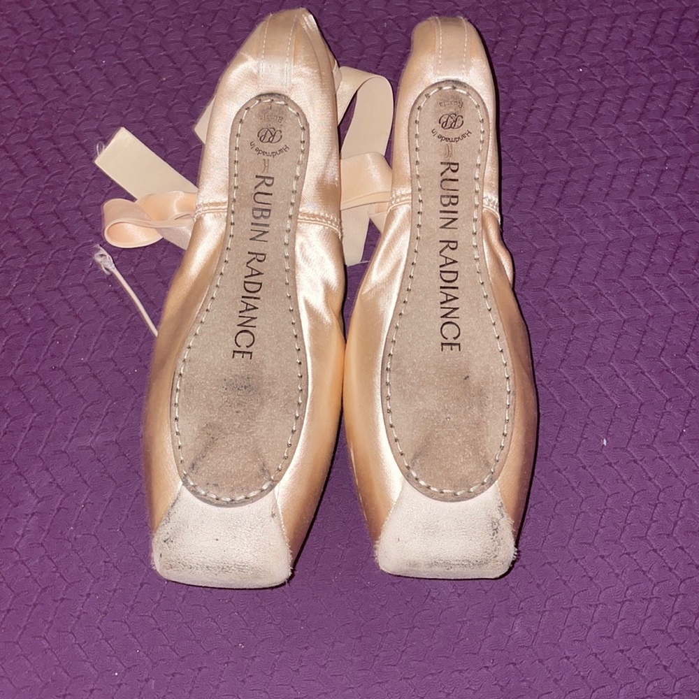 NEVER USED RUSSIAN POINTE RUBIN RADIANCES!